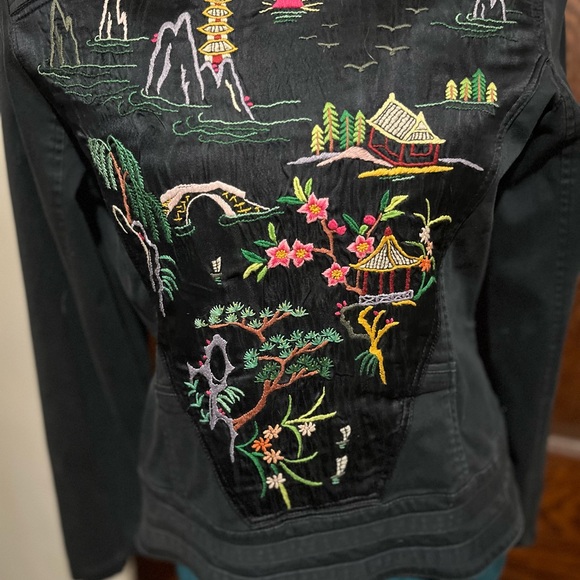 Jacket - Picture 3 of 3